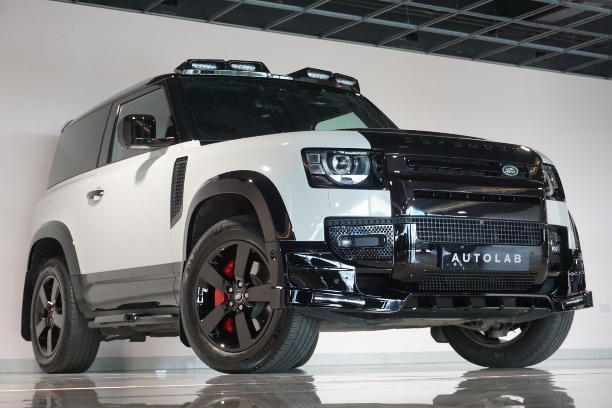 Land Rover Defender 90 3.0 D300 MHEV X-Dynamic HSE Hard Top SUV 3dr Diesel Auto 4WD SWB Euro 6 (s/s) (300 ps)